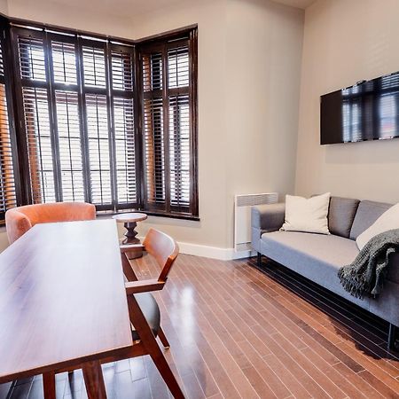 Self Check-In Boutique Hotel - Quartier Latin - Room 101 Montreal Exterior photo